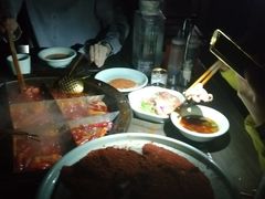 -红九格老火锅(三峡广场店)