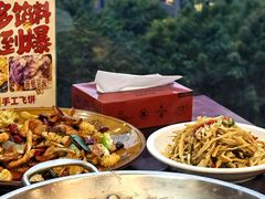-老来福·非遗酸汤兔(凯旋路店)