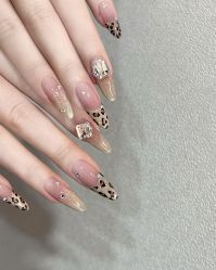 -斯馨·健康美甲美睫