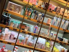 -星巴克臻选(周浦万达店)