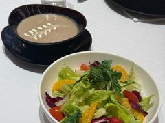 -马克西姆俄罗斯餐厅(通亚街店)