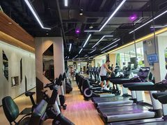-威克健身游泳(万菱汇店)