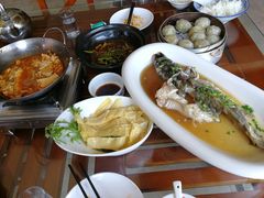 -乡下姥渔馆(齐落山路店)