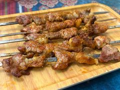 羊肉串-乡村馕坑肉·烧烤·新疆菜·本地人更爱吃(阿勒泰首店)