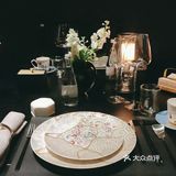 新烎中法创意餐厅