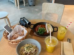 -麦田工坊(月湖店)