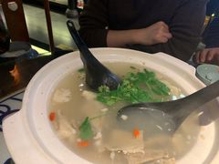 -卢大鲜鱼头捞饭(美利广场店)