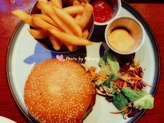 美式烧烤牛肉汉堡-bluefrog蓝蛙(水游城店)