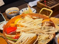 -满满初牛·炭烧牛肉专门店(国大店)
