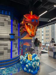 -乐高品牌旗舰店(人民广场店)