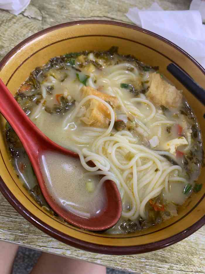 永州鱼粉(青山店)-"今天在外面练车回来,好冷呀,想去吃一碗烫.