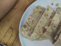 -溢心园香河肉饼总店