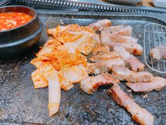 黑毛猪五花-韩阳王石板烤肉
