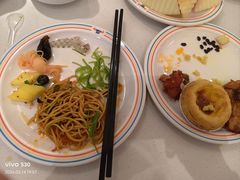 -牛排叔叔自助餐厅(太原龙湖万达店)