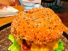 经典牛肉汉堡-FAT COW(静安寺店)