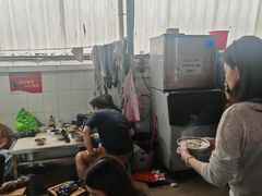 -正宗杨记普洱酸醋米线(总店)