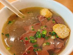 -佬钱湾仔(衣裳街店)