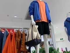 -优衣库(红谷滩万达店)