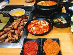 -肉甲韩国木炭烤肉(新壹街1店)