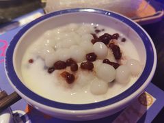 白雪冰汤圆-老甘家小龙虾江湖菜(邦兴花园店)