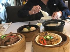 -景月阁空中食府(希尔顿酒店)
