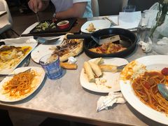 -鸿通城购物中心