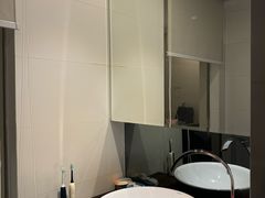 -桔子酒店(深圳东门湖贝地铁站店)
