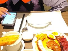 -港丽餐厅(来福士店)