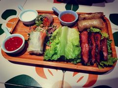 -越弥越南传统美食馆
