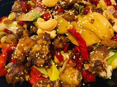 果仁辣子鸡-疆Jiang·新疆秘制料理