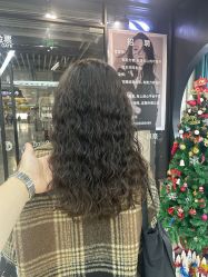 -奈川烫染Salon