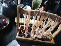 -湊湊火锅·茶憩(新中关购物中心店)