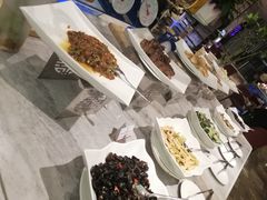 -飨食汇全日制餐厅·昆山皇冠假日酒店(九方店)