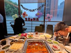 -海底捞火锅(杭州滨江九宜城店)