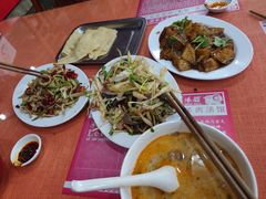 红烧茄子-教师之家赵家羊汤馆(东青龙街店)