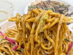 -黑八私房老北京炸酱面