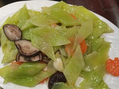 冬菇烧青笋-好妈王饺子(滂江街店)