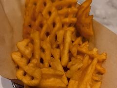 -必胜客(东大桥店)