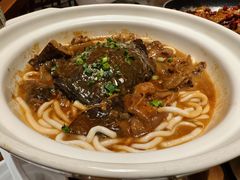 -钵家大院·地道湖北菜(江夏·大花岭店)
