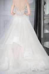 点击看大图 修身性感-拉瑞娜LaReine婚纱礼服高级定制