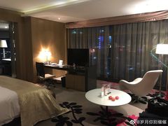 -深圳皇庭V酒店
