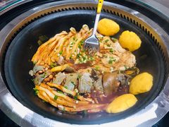 -人民公社铁锅炖·东北菜(卫国道店)