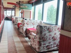 卡座-栖巢咖啡馆(双岗店)