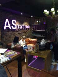 点击看大图 -鳌首刺青纹身 穿孔饰品店