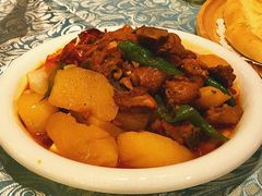 新疆大盘鸡-巴扎美食·新疆菜·西域歌舞表演餐厅(新疆大厦店)