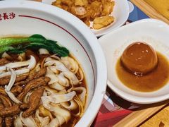 -呷佬·长沙手工米粉(金沙江路店)