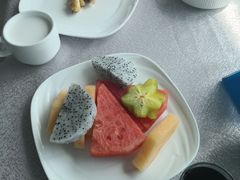 -亚洲国际大酒店·云顶阁旋转自助餐厅