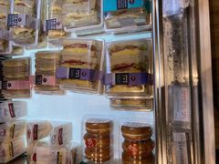 面包甜点陈列柜-85度C(南京龙世中心店)