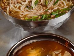 -正宗杨记普洱酸醋米线(总店)