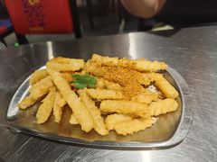 -马路牙子烧烤音乐酒馆(望京店)